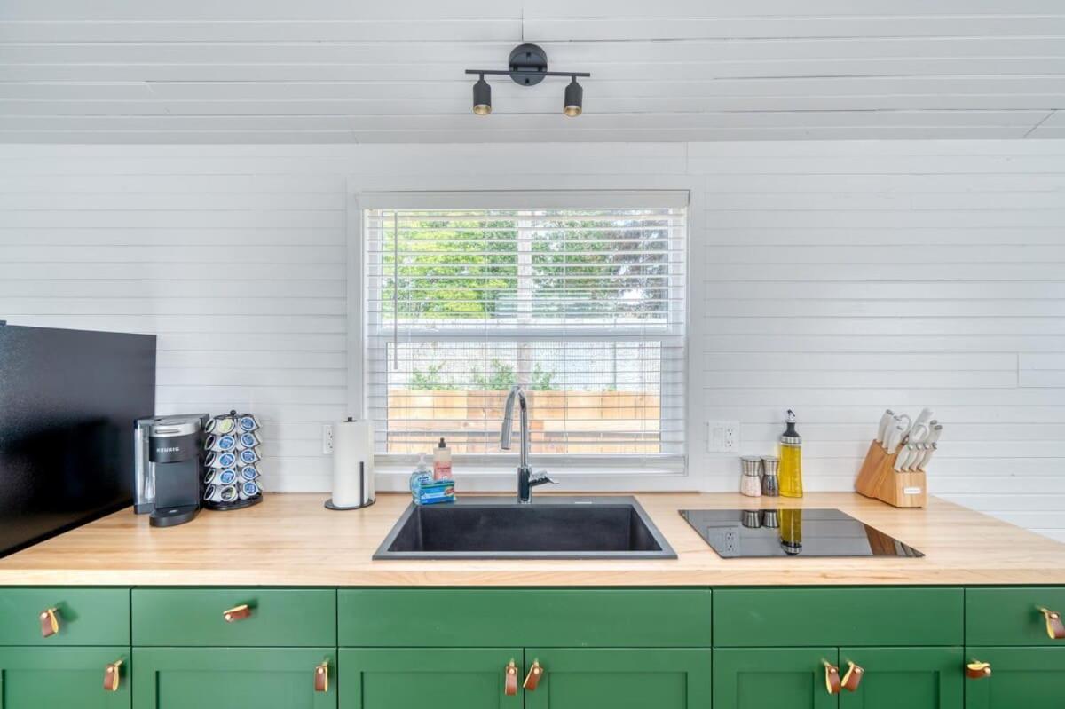 Stay Portland - Noir-Emerald Modern Tinylux In Portland Eksteriør billede